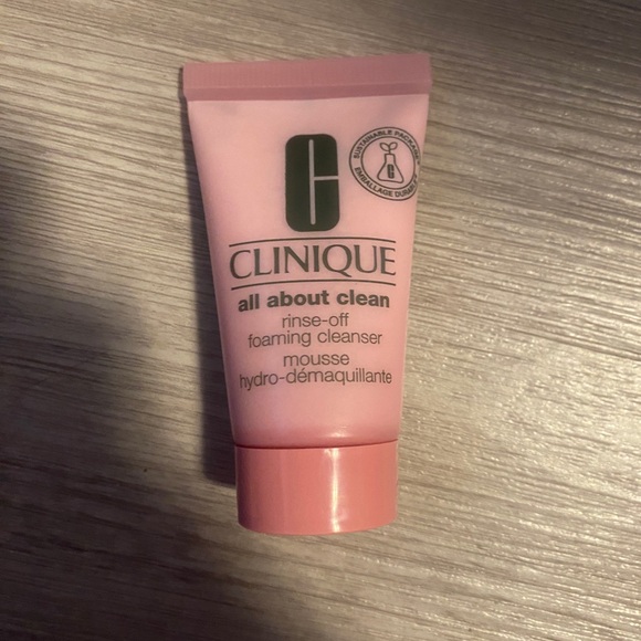 Clinique All About Clean Cleanser Travel Size - Picture 2 of 3